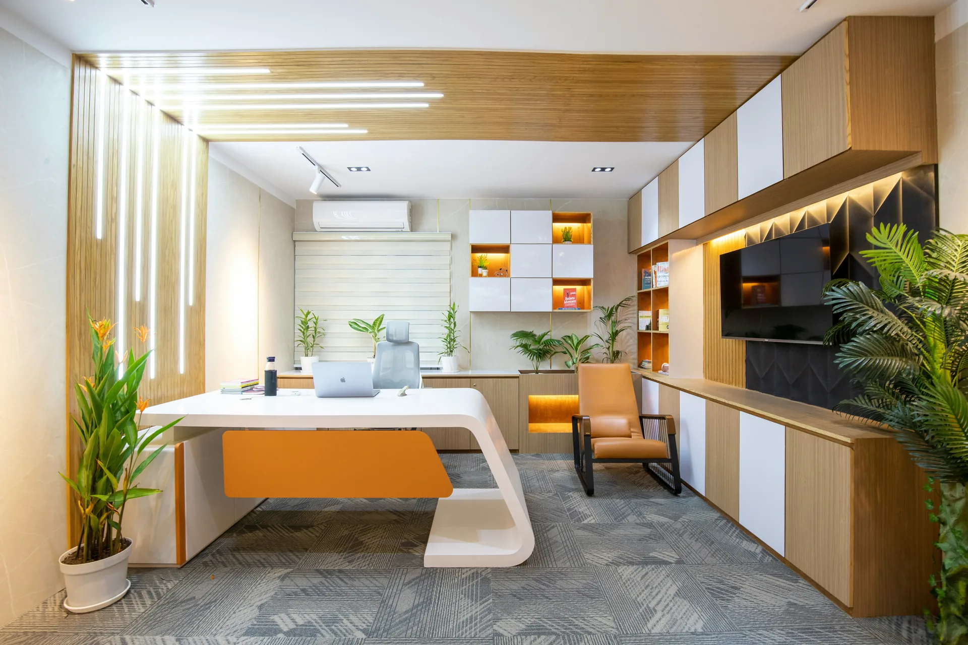 Custom furniture, cabinetry and workstation project in Dubai — 066