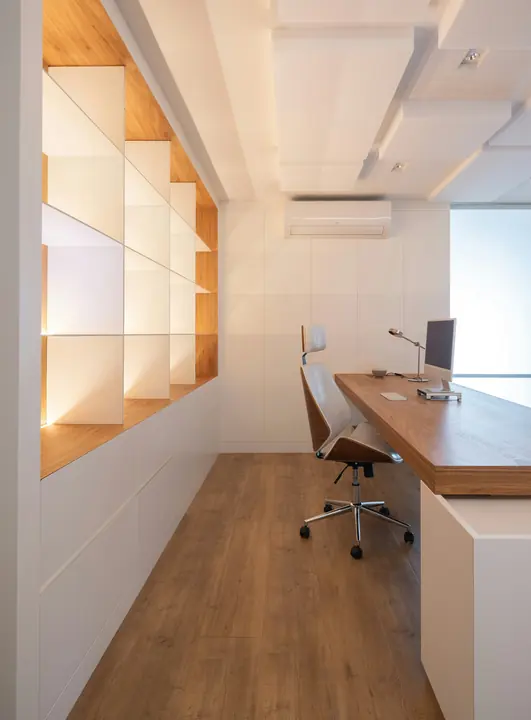 Custom furniture, cabinetry and workstation project in Dubai — 021