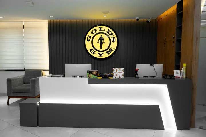 Custom furniture, cabinetry and workstation project in Dubai — 040